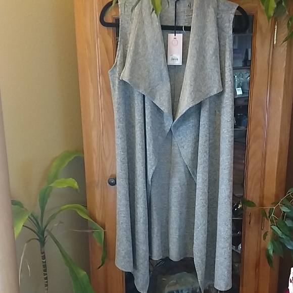 Juicy Couture Sweaters - NWT Juicy Couture cascading  cardigan